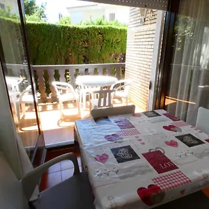 https://apartamento-tiebas-cambrils.catalonia-hotels.com